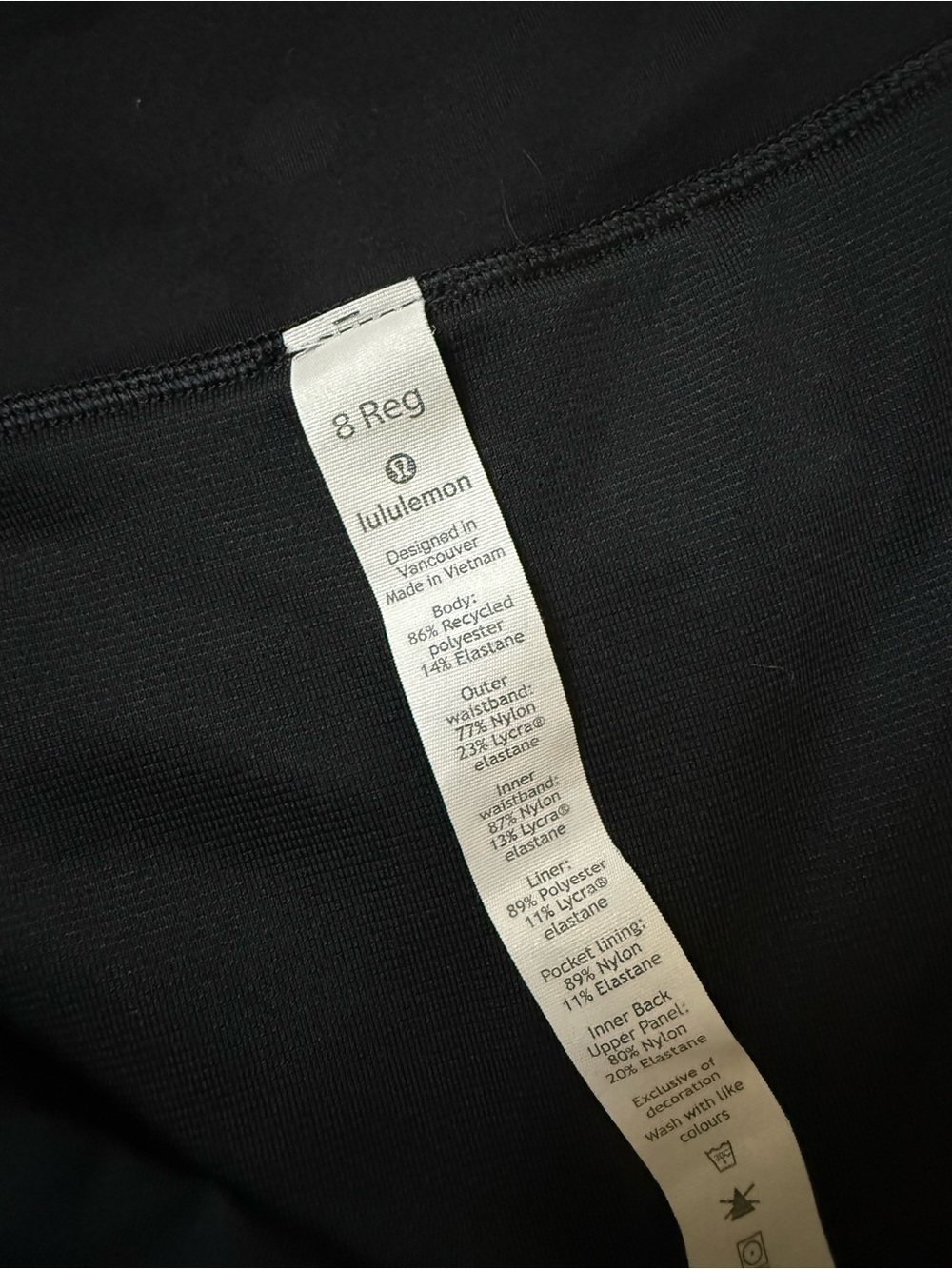 Lululemon Speed Up Low Rise 2.5” Lined Running Shorts Black SZ 8 Reg Zip Pocket - Picture 6 of 11